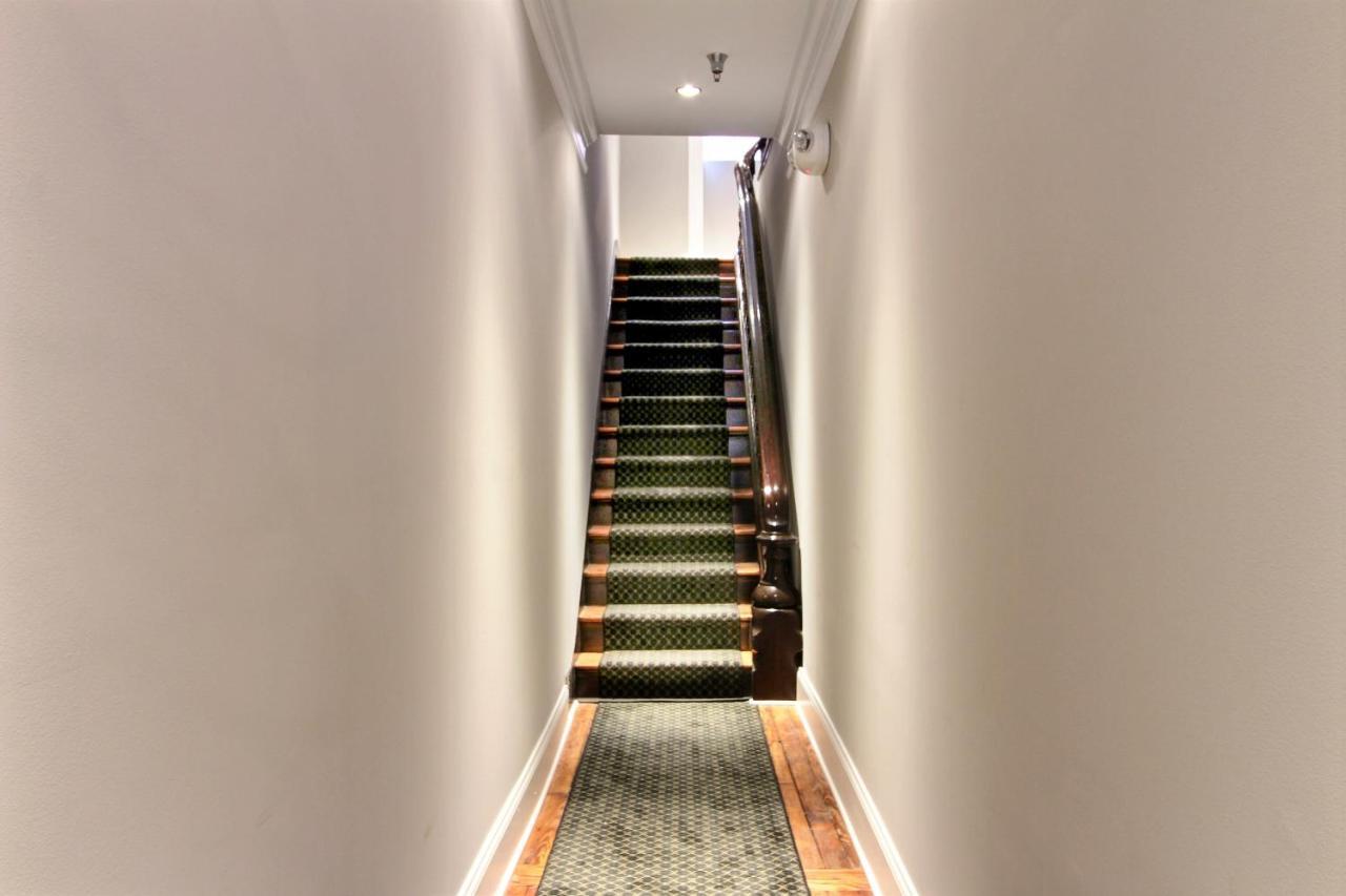 The Suites At Bay 서배너 외부 사진