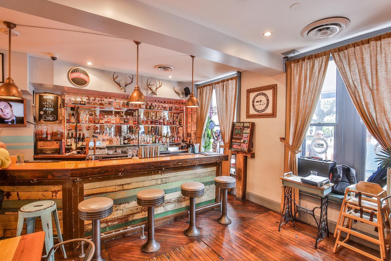 The Suites At Bay 서배너 외부 사진